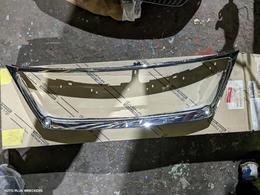 2005-2008 Lexus Is250/is250c Grille