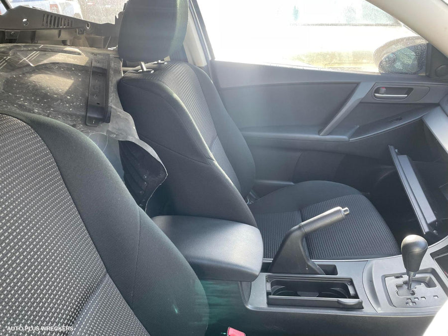 2013 Mazda 3 Right Rear 1 4 Door Glass