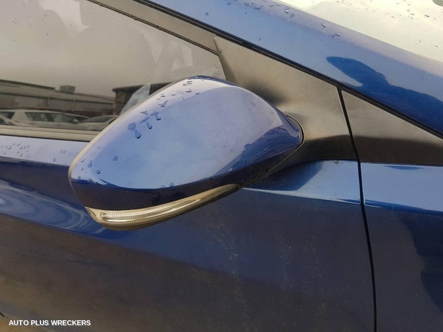 2012 Hyundai Elantra Rear Garnish