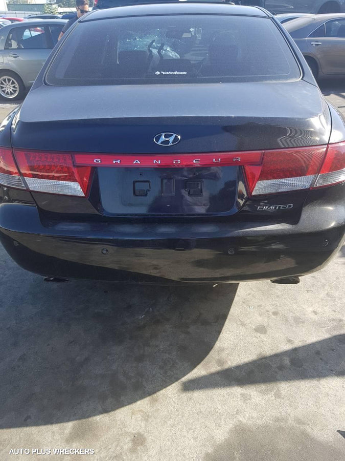 2006 Hyundai Grandeur Rear Bumper
