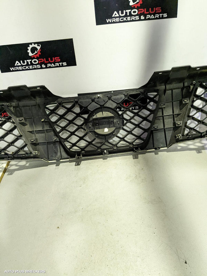 2006 Nissan Pathfinder Grille
