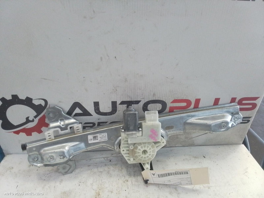 2017-2021 Nissan Qashqai Right Front Window Reg Motor