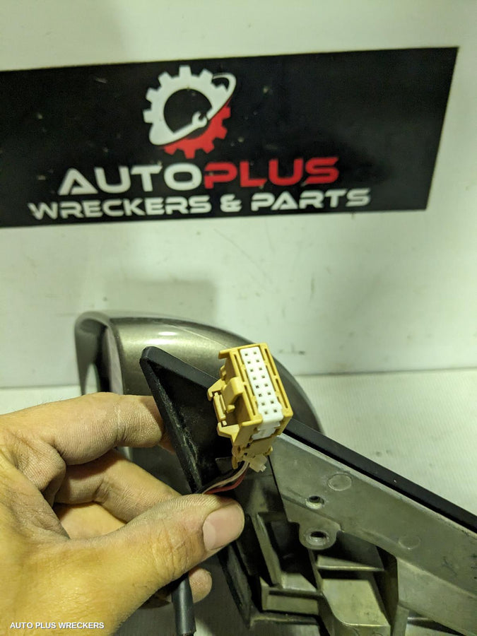 2002-2006 Audi A4 Left Door Mirror