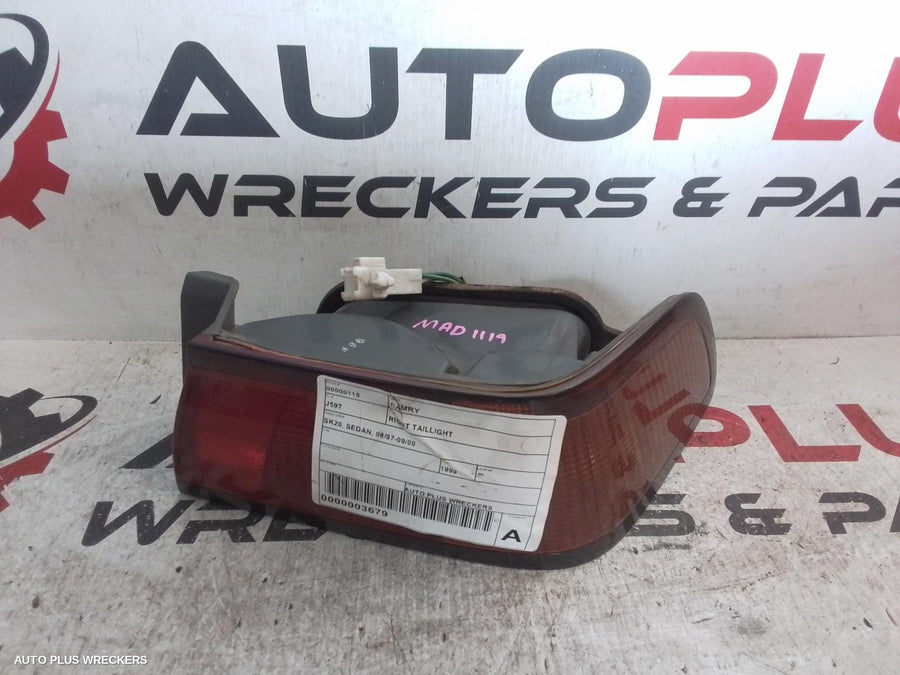 1999 Toyota Camry Right Taillight