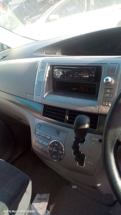 2007 Toyota Tarago Door Boot Gate Lock