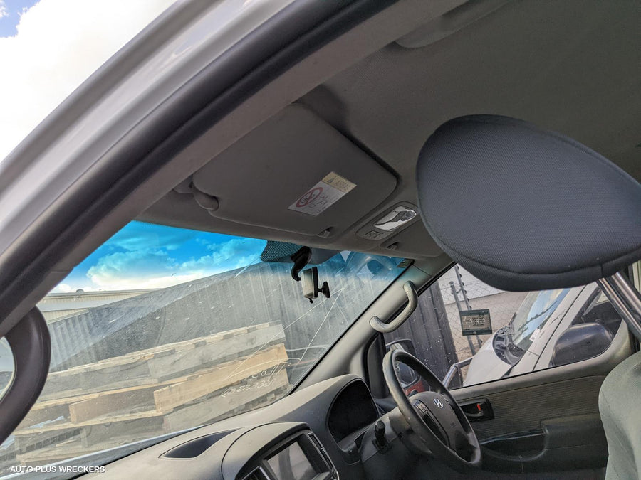 2018 Hyundai Iload/imax Door Handle