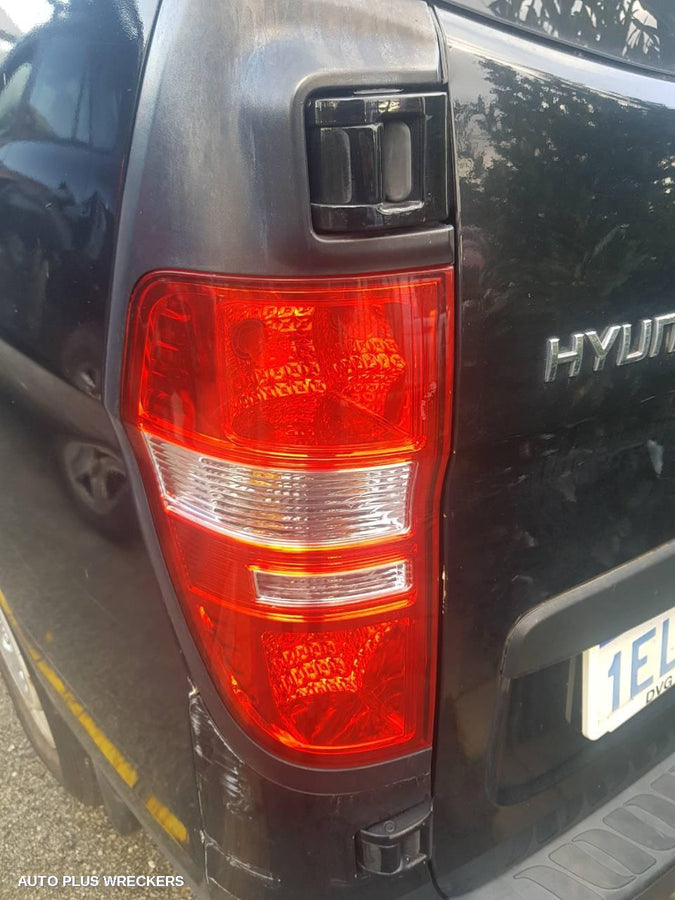 2010 Hyundai Iload/imax Bonnet