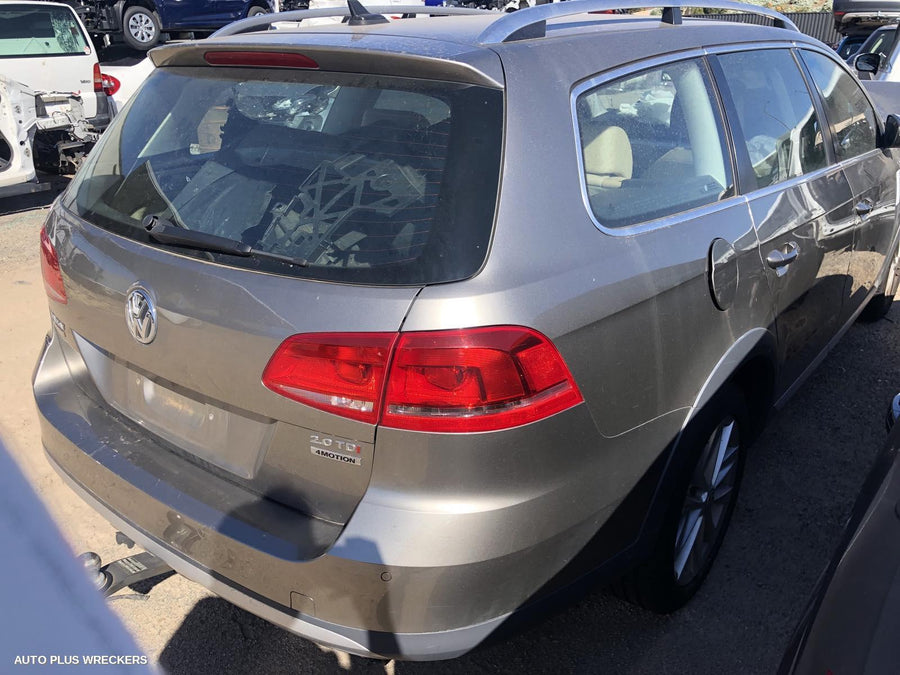 2014 Volkswagen Passat Door Boot Gate Lock