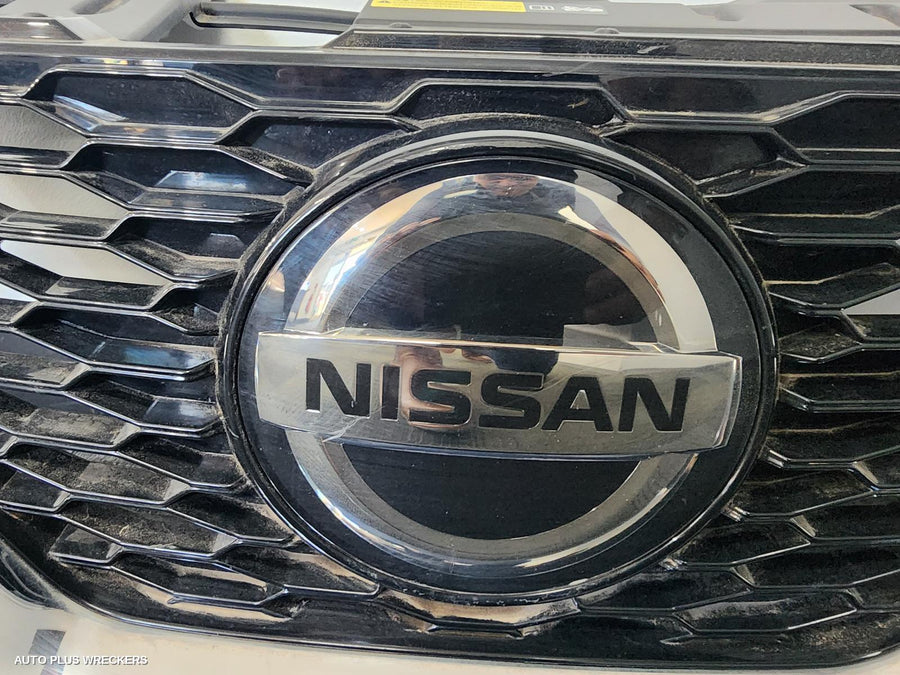2017-2021 Nissan Qashqai Grille