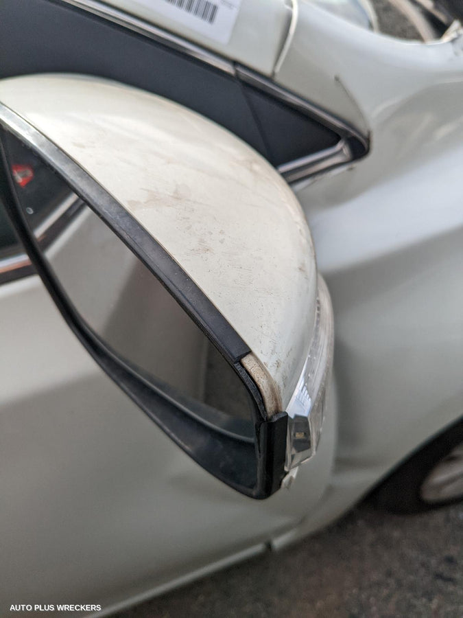 2015 Nissan Pulsar Door Boot Gate Lock