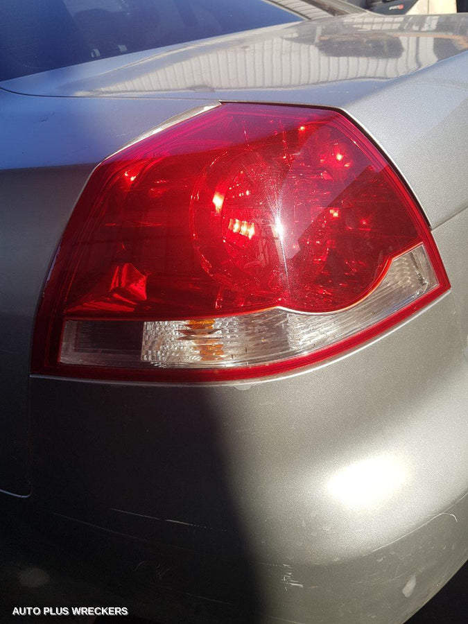 2007 Holden Commodore Grille