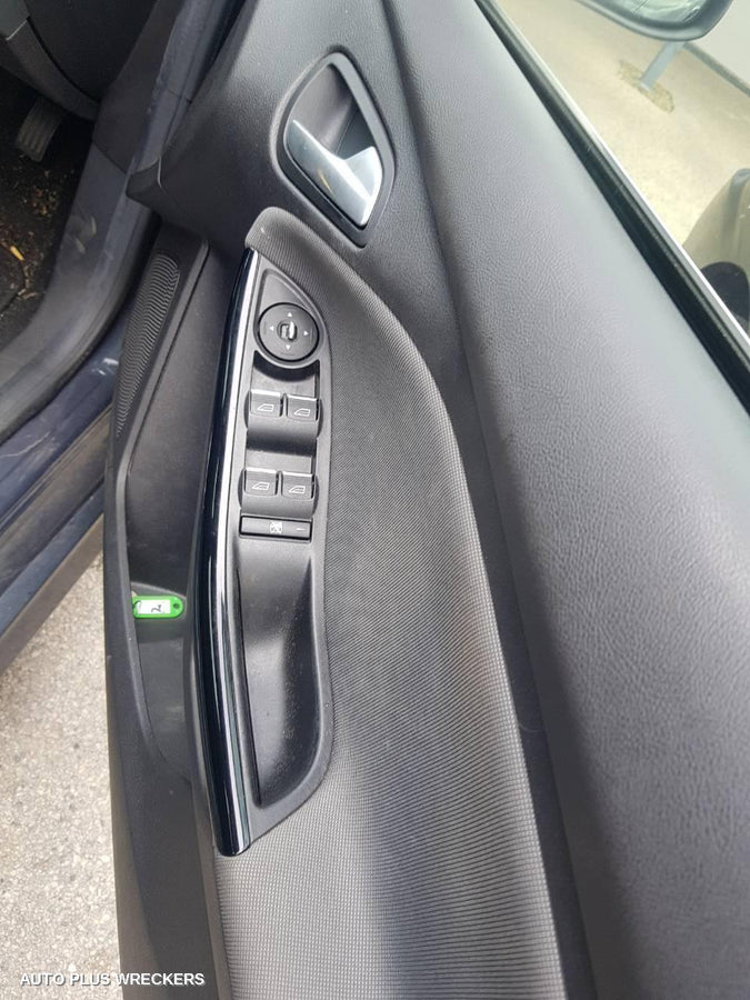 2014 Ford Focus Column