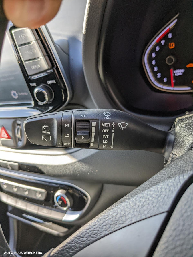 2022 Hyundai I30 Parcel Shelf