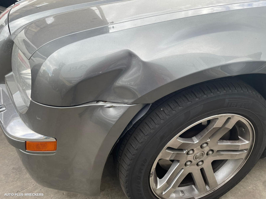 2008 Chrysler 300c Left Rear Door Window