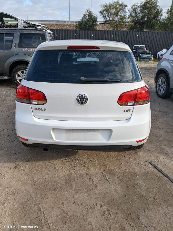 2008-2013 Volkswagen Golf Left Rear Door Window