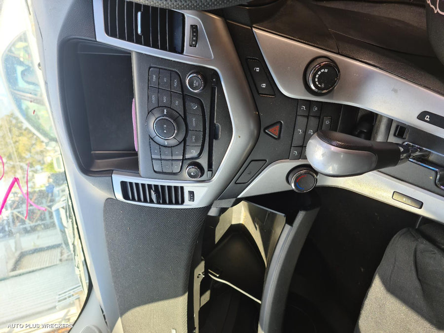 2015 Holden Cruze Left Front Door