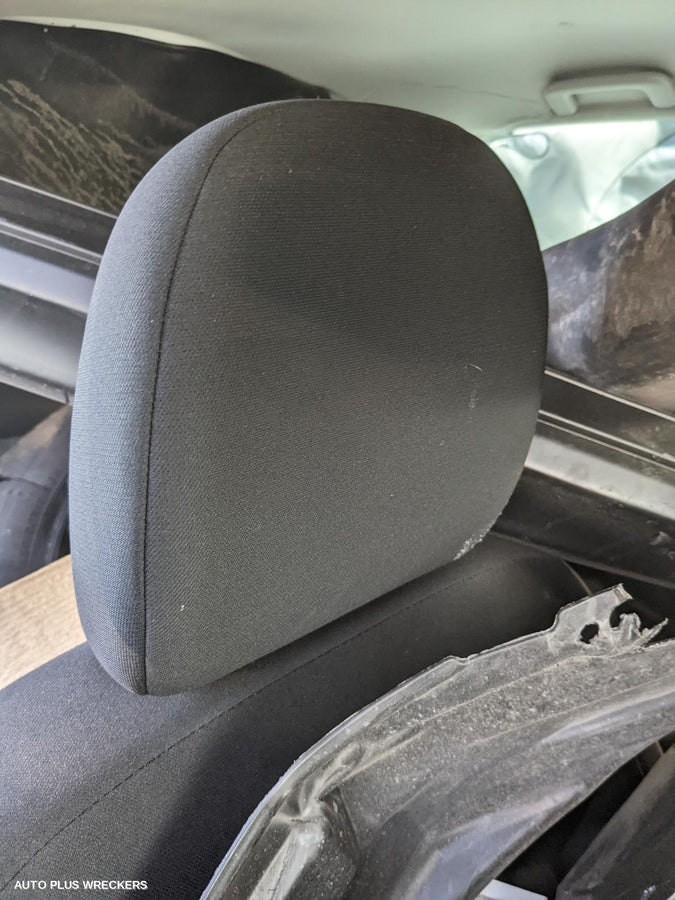 2021 Mitsubishi Asx Headrest