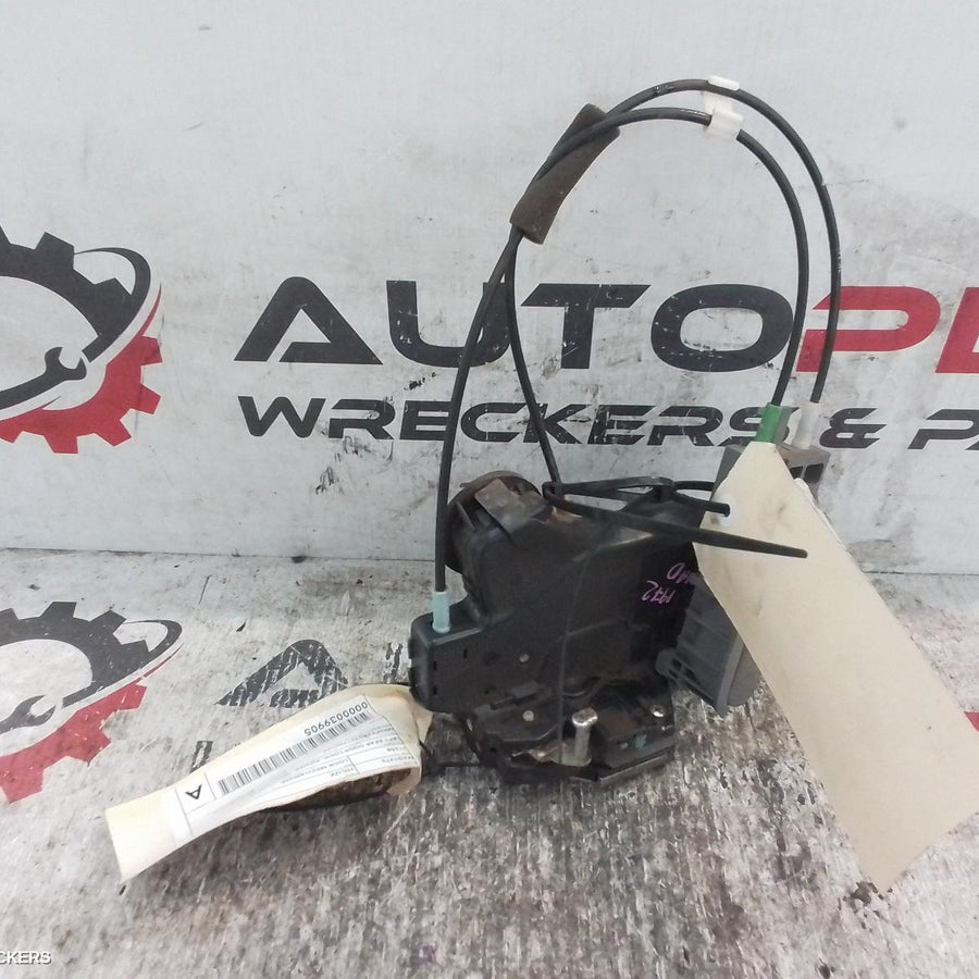 2005-2015 Toyota Hilux Door Boot Gate Lock