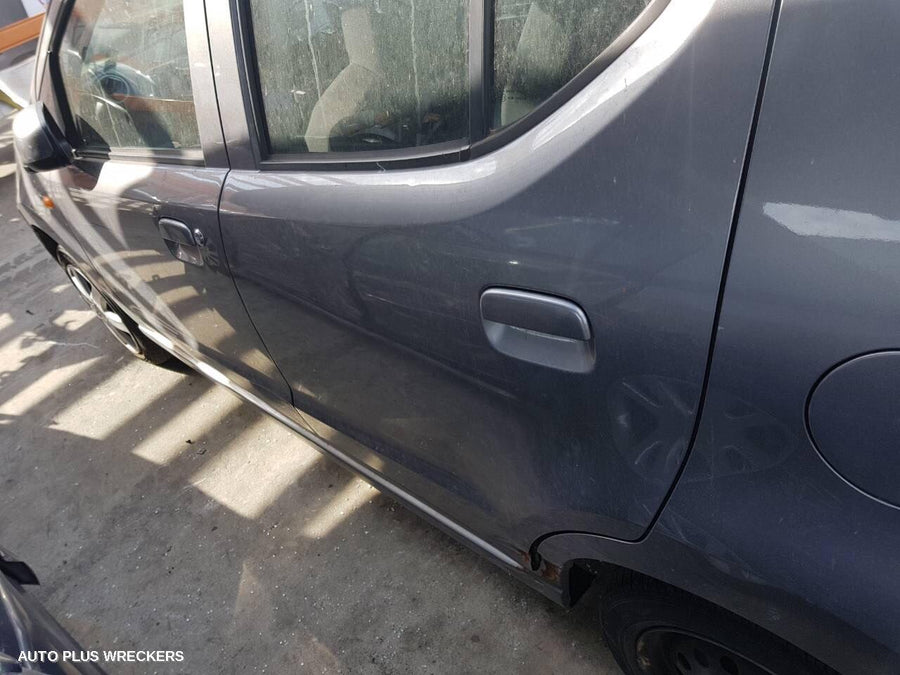 2013 Suzuki Alto Left Guard