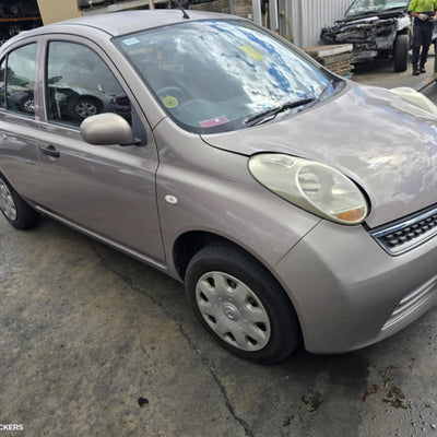 2010 Nissan Micra Bonnet Release
