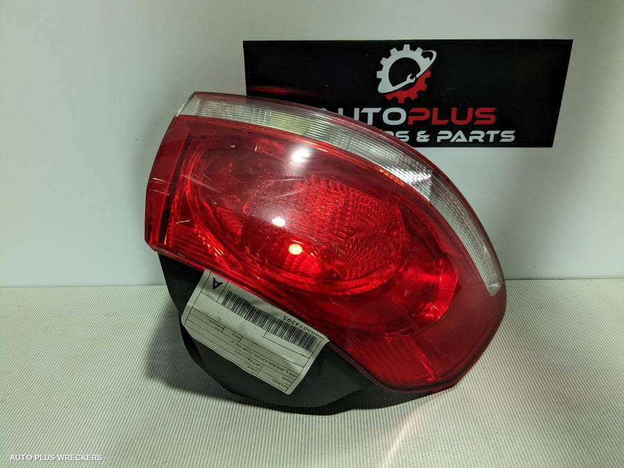2012 Volkswagen Golf Left Taillight