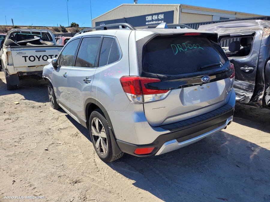 2020 Subaru Forester Body Door Mould