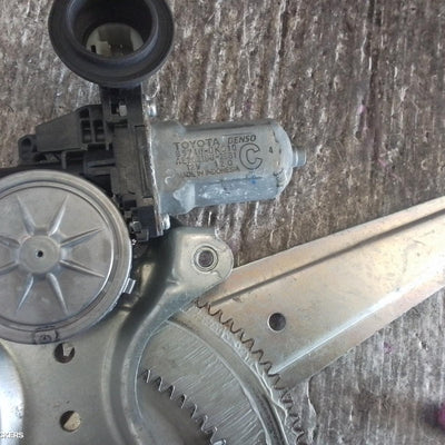2016 Toyota Corolla Left Rear Wnd Reg Motor