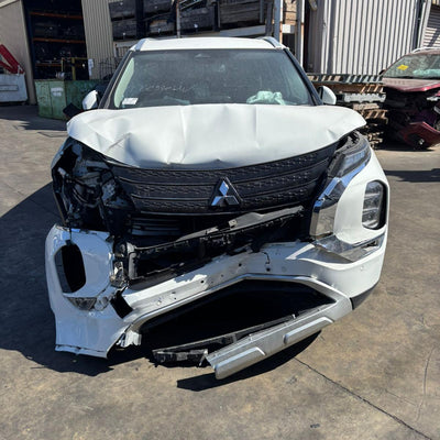 2021-2026 Mitsubishi Outlander Left Front Door Window