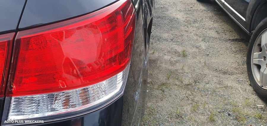 2010 SUBARU LIBERTY DOOR HANDLE