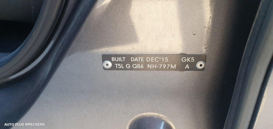 2016 Honda Jazz Right Front Door Window