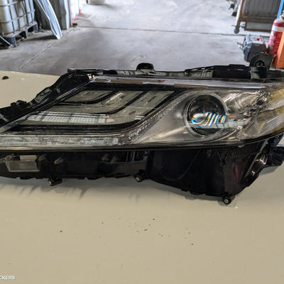 2017-2020 Toyota Camry Left Headlamp