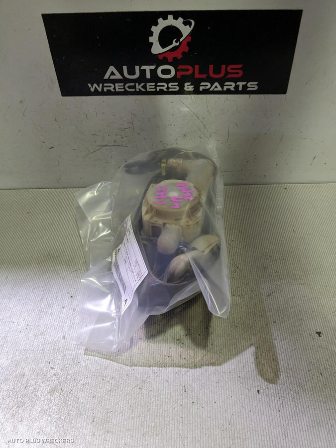 2005-2014 Toyota Hiace Seatbelt Stalk