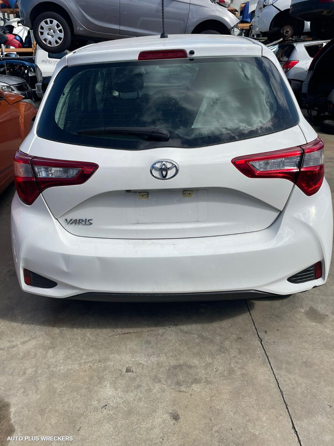 2019 Toyota Yaris Right Taillight