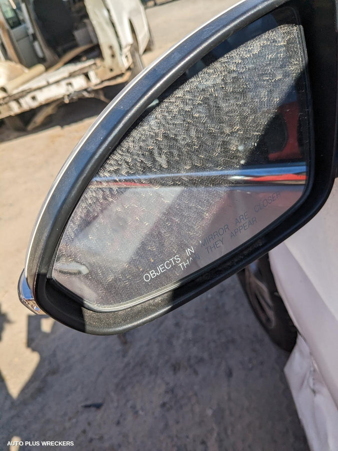 2015 Holden Cruze Right Headlamp