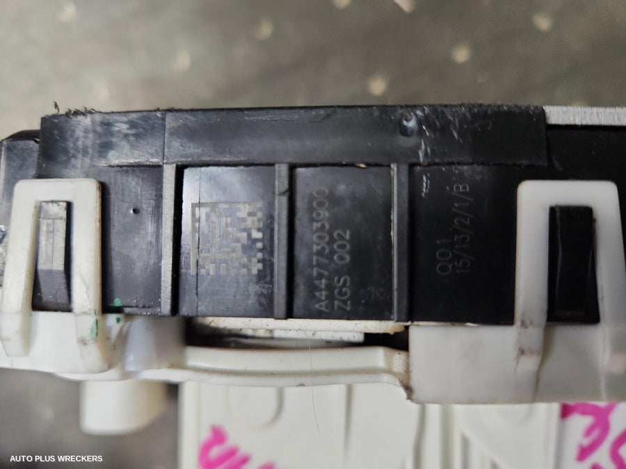 2015-2025 Mercedes Vito Door Boot Gate Lock