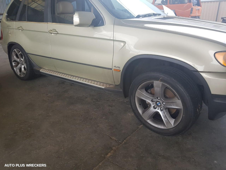 2002 Bmw X5 Left Front Door