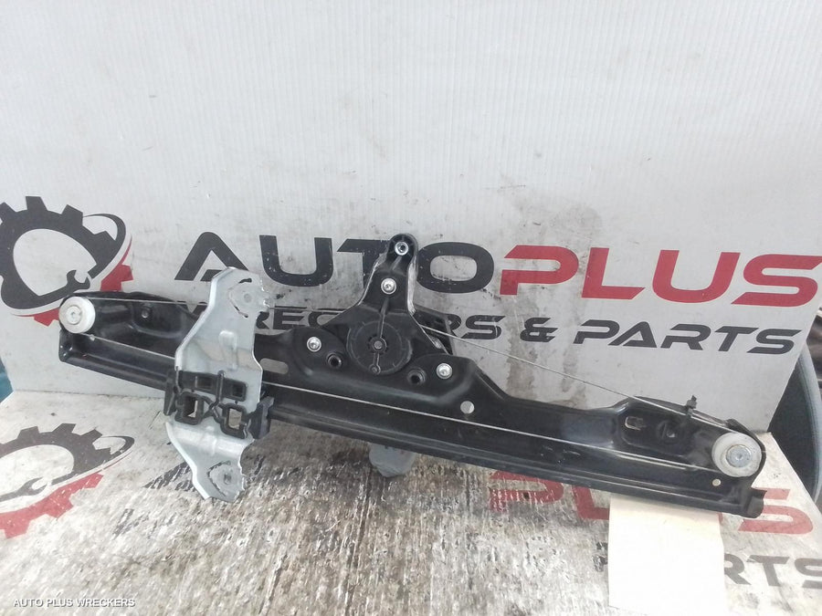 2013-2017 Nissan Qashqai Left Front Window Reg Motor