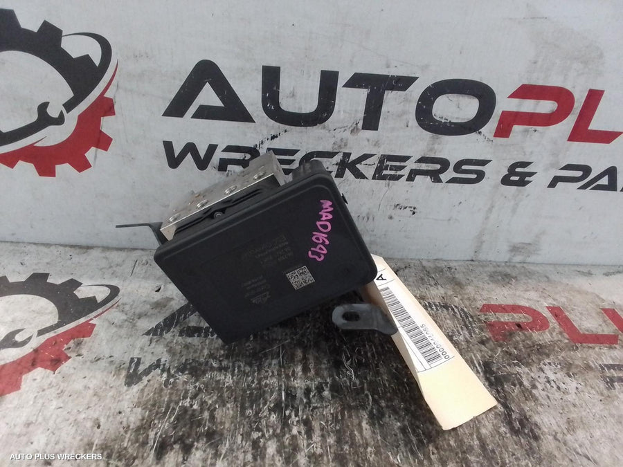 2013-2019 Mazda 3 Abs Pump Modulator