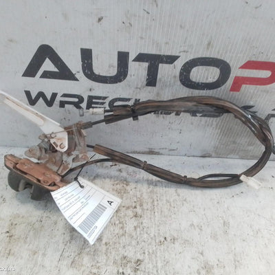 2006 Nissan Pathfinder Door Boot Gate Lock