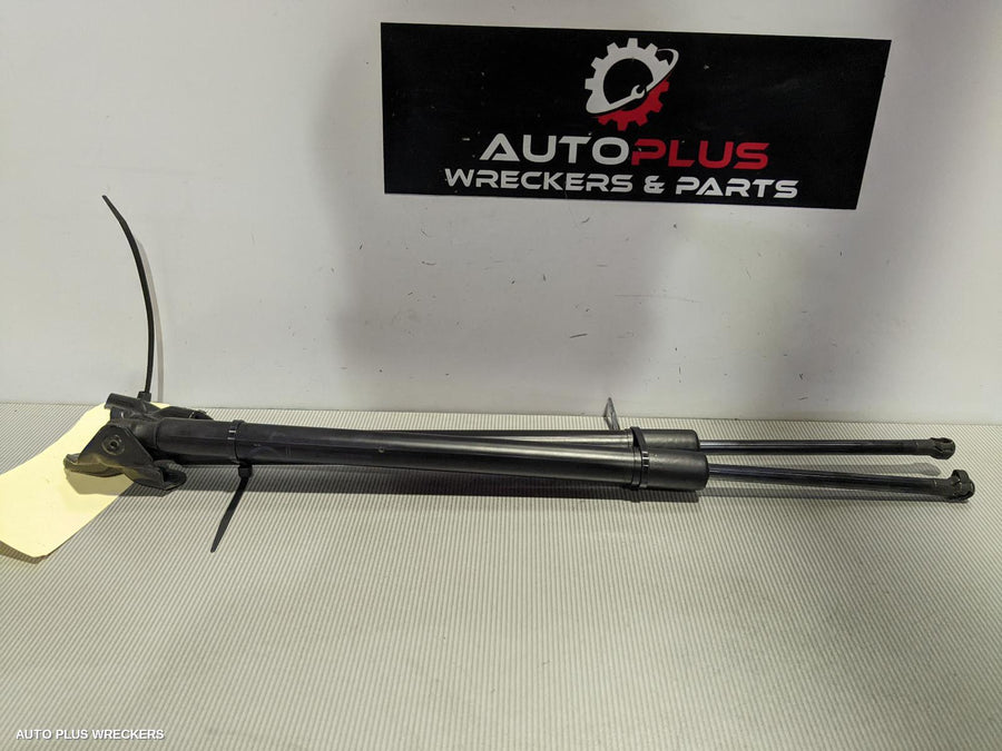 2015 Toyota Rav4 Hatch Strut