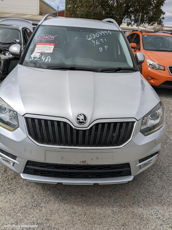 2011-2017 Skoda Yeti Left Front Door