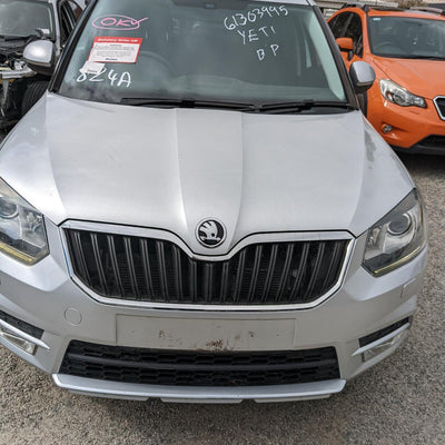 2016 Skoda Yeti Right Front Door Window