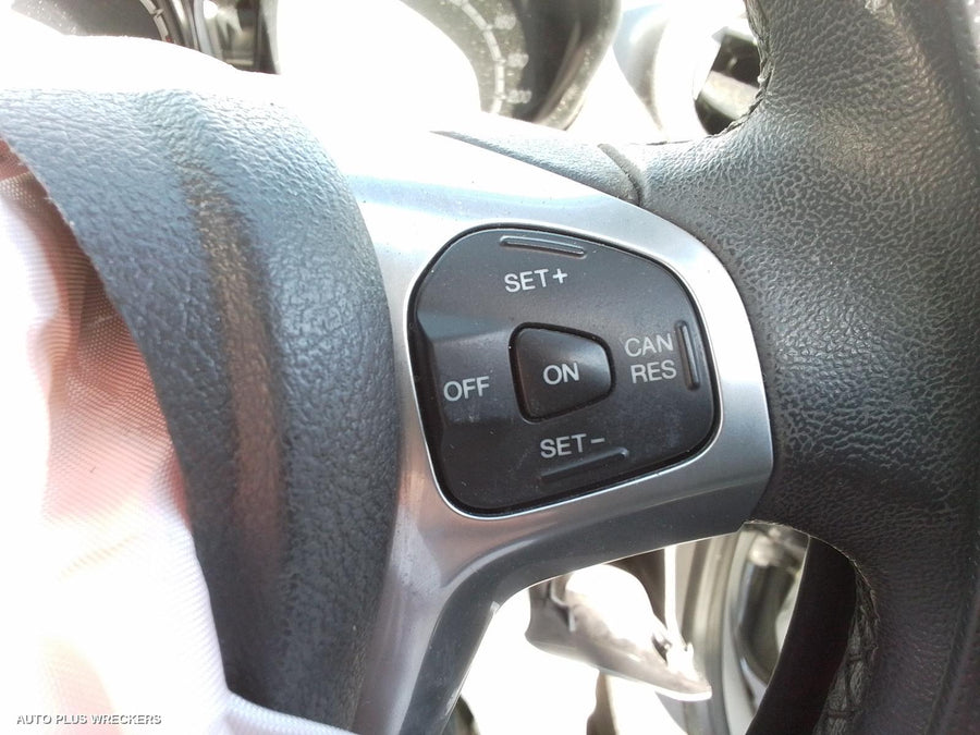 2014 Ford Fiesta Right Driveshaft