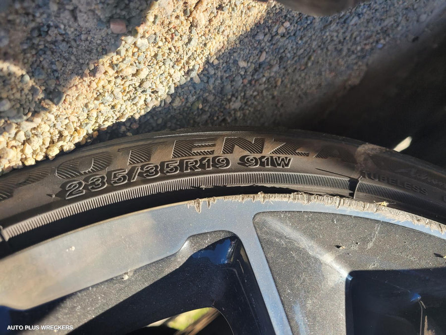 2018 Hyundai I30 Left Front Door