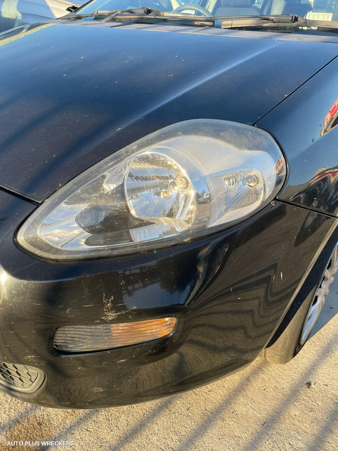 2014 Fiat Punto Front Bumper