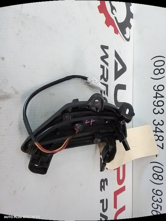 2013-2016 Mazda 3 Left Indicator Fog Side