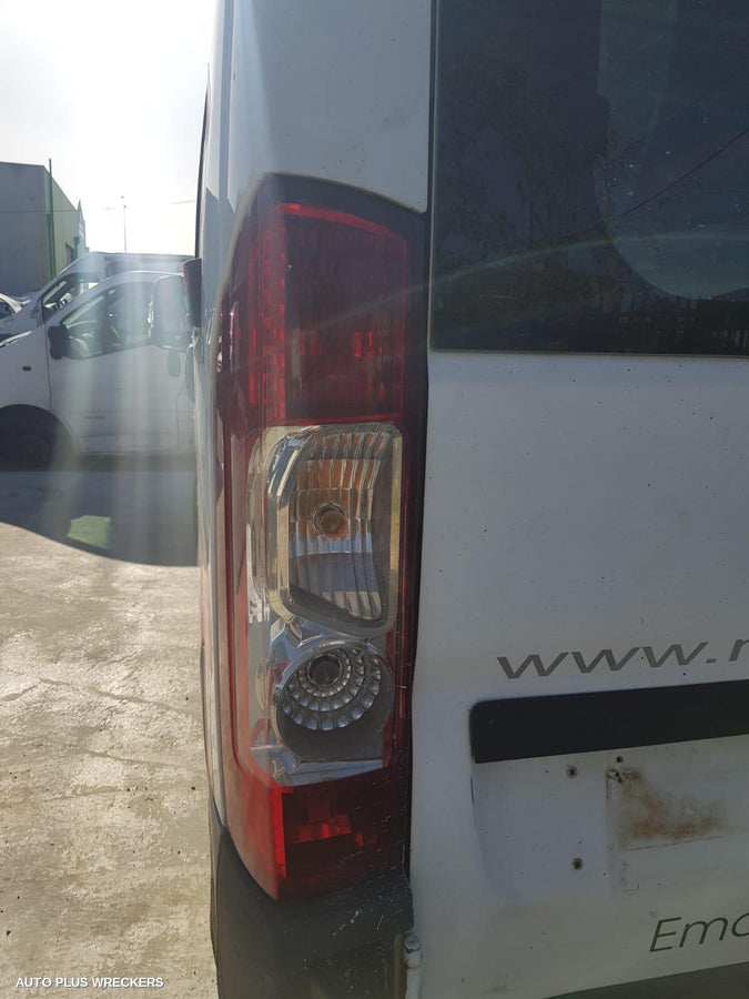 2009 Fiat Ducato Right Front 1 4 Door Glass