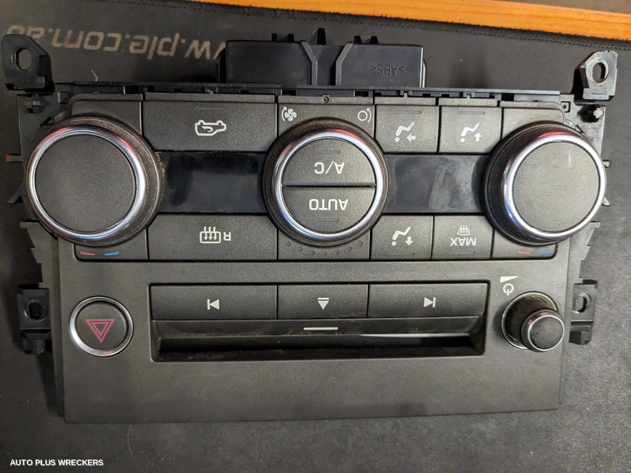 2011-2019 Land Rover Rangerover Evoque Heater Ac Controls