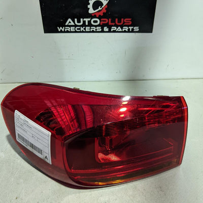 2011-2016 Volkswagen Tiguan Left Taillight