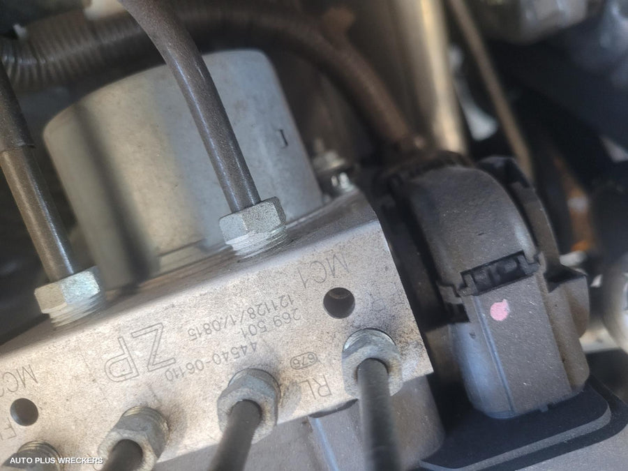 2013 Toyota Camry Ecu